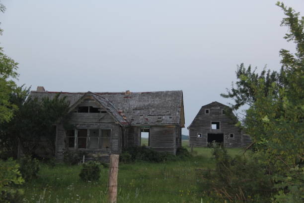 istock Old Farm Yard by Andrea Lawrence C 1020377 Saskatchewan 1141480511