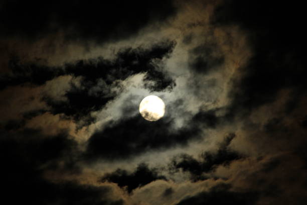 istock New Moon in Cloud by Andrea Lawrence C 1020377 Saskatchewan 1141481745