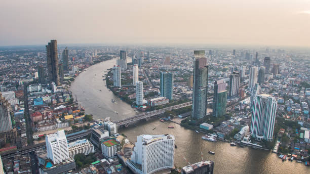 istock Bangkok cityscape 1141484693
