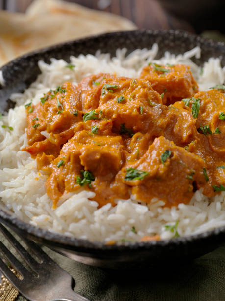 istock Tofu Curry with Rice and Naan Bread 1141543545