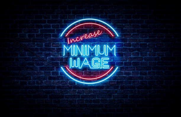 aumentare il salario minimo - minimum wage foto e immagini stock