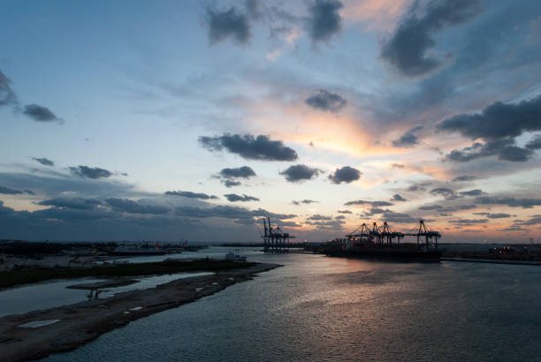 istock Grand Bahama Island Port Sunset 1141729929