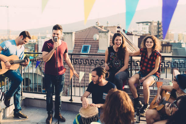 istock Rooftop party with live music 1141742840