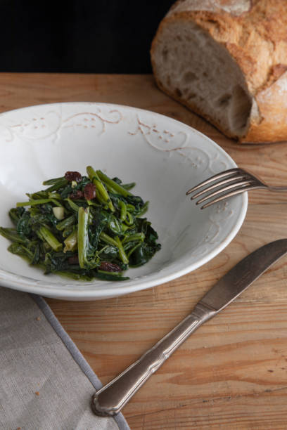 istock HEALTHY MEDITERRANEAN FOOD 1141753829