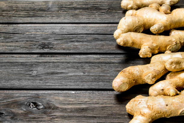 fresh fragrant ginger. - 3144 imagens e fotografias de stock