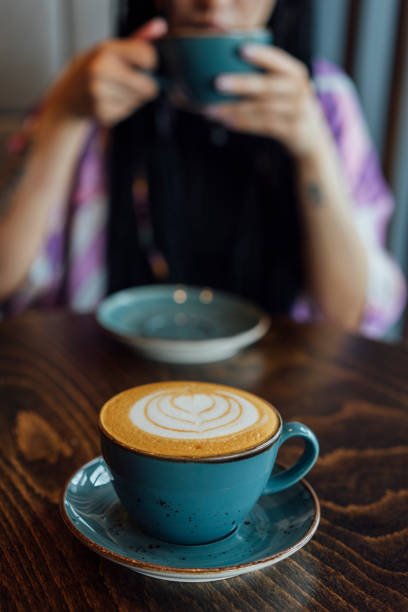 istock Couple At Coffee Shop 1141769603