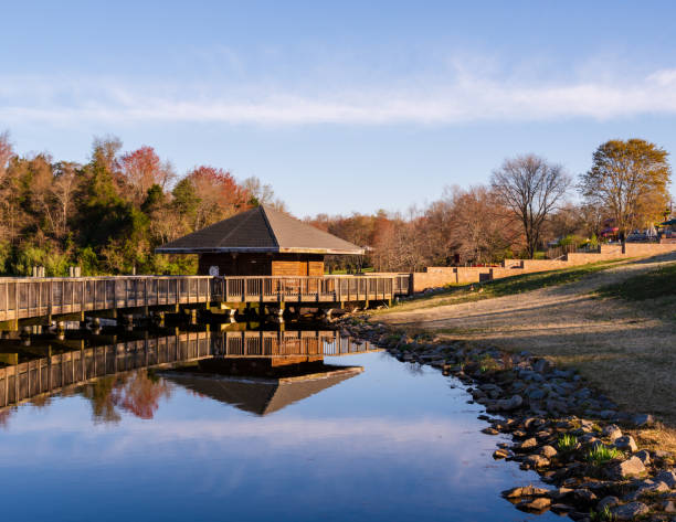 istock Cabin Overlooking the Lake 1141781089