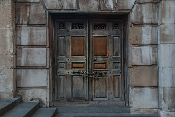 istock Side doors of St. Paul's Cathedral 1141794042