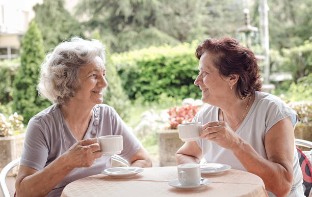 istock Senior women drinking coffee 1141817548