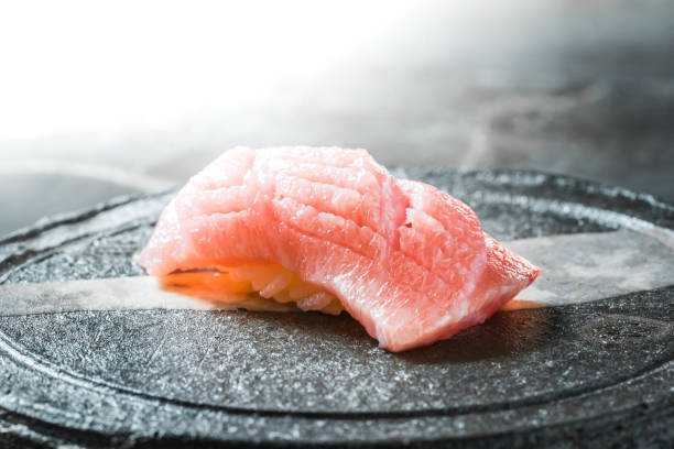 스시 - sashimi sushi caviar black 뉴스 사진 이미지