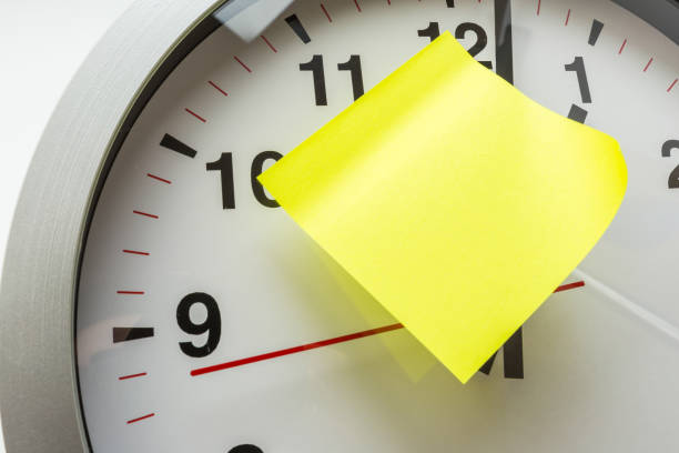 istock paper stick on clock for notice something with white background - Image 1141901976