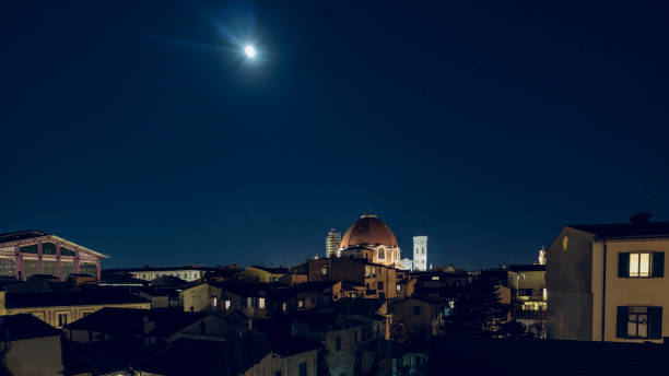 istock Firenze's skyline at night with duomo landmark and lit by the moonlight 1141905852