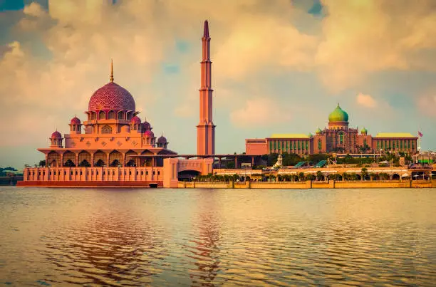 Photo of Putrajaya skyline. Amazing view of Putra mosque. Panorama