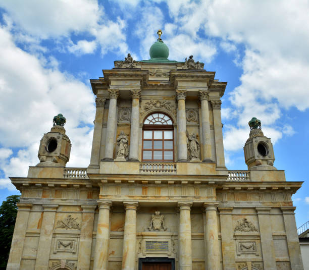 istock Church in Warsaw 1142012321