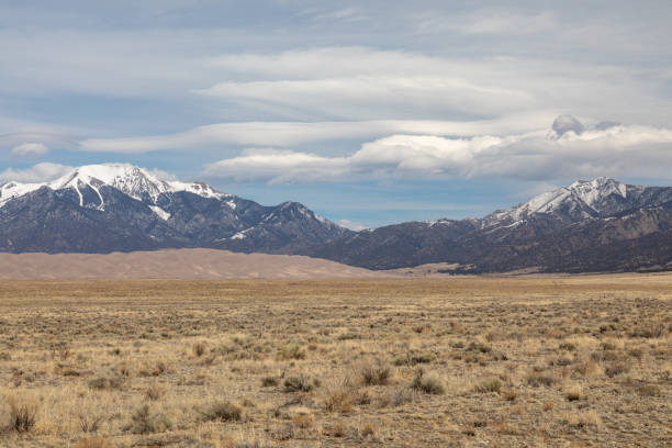 istock Southern Colorado Mountains 1142035985
