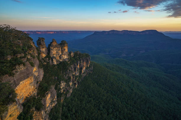 istock sunset at three sisters lookout, blue mountains, australia 41 1142043996