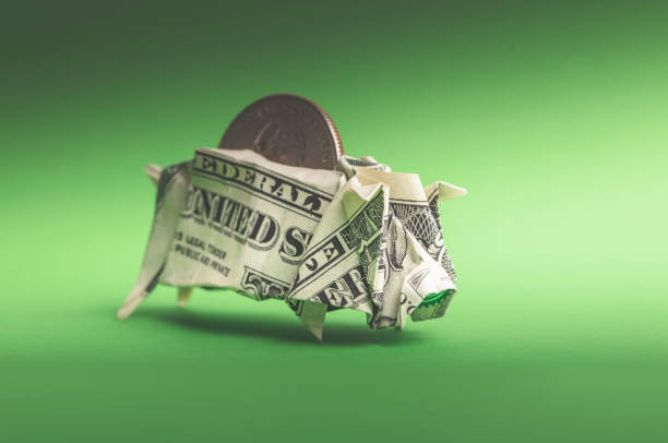 istock Origami Piggy Bank 1142120902