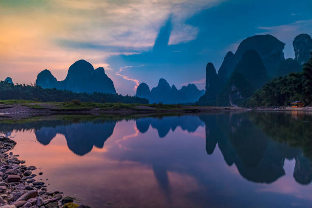 istock guilin Mountains and river 1142164098