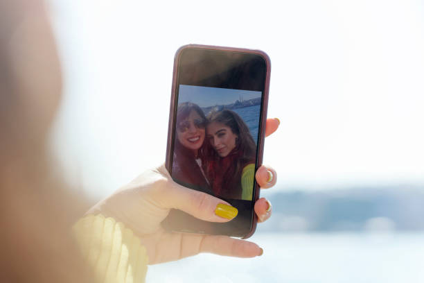 istock Capturing our holiday moments 1142166907