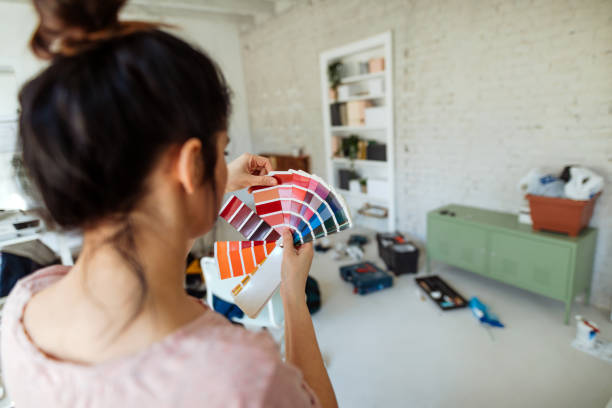 istock Choosing the right color for my wall 1142206140