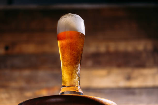 istock Sparkling beer in yard glass 1142253695