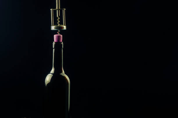 The contour bottle of wine corkscrew