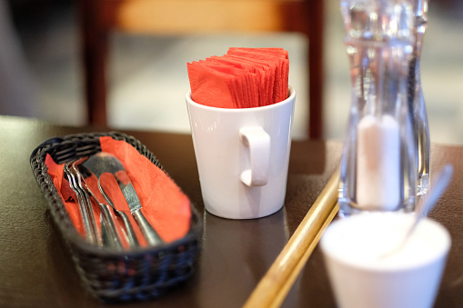 Cutlery, tableware and accessories for table setting in a cafe