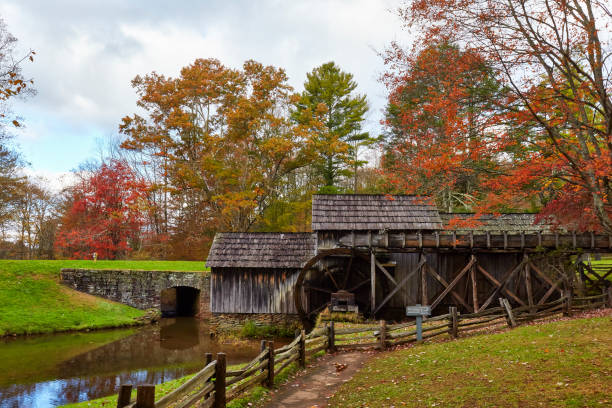 istock Mabry Mill and Autumn Colors 1142266305