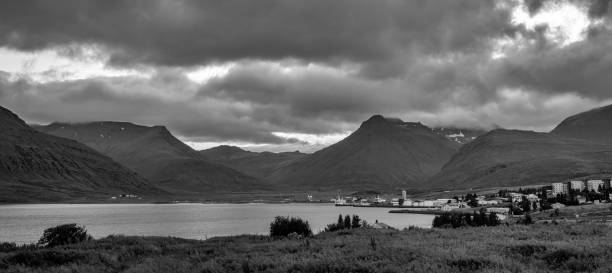 istock An Icelandic Town in the Mountains 1142292173
