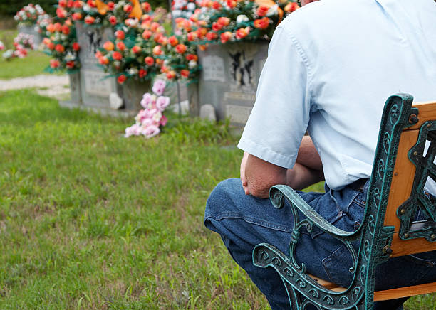 grieving - lamentation stock-fotos und bilder