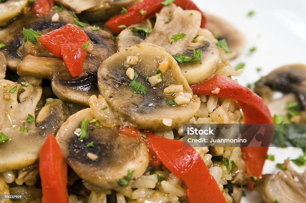 Рис с Соте грибами - Стоковые фото Без людей роялти-фри