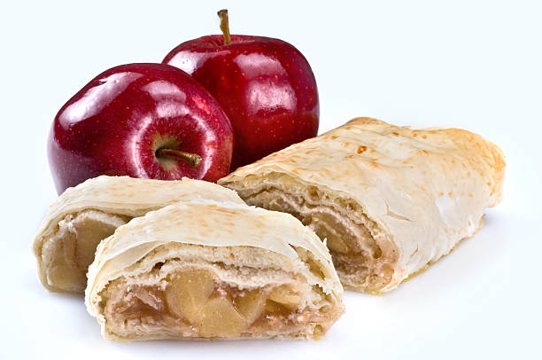 apple strudel  apple strudel stock pictures, royalty-free photos & images