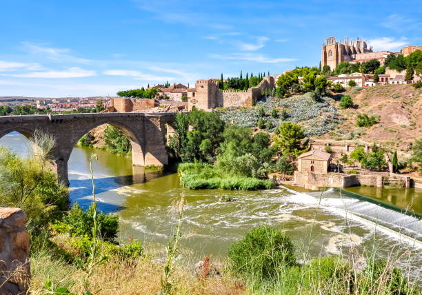 istock Bridge over Tajo river in Toledo, Spain 1142406912