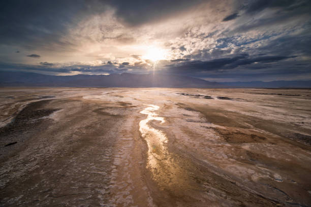 istock Salt flats desert, Death Valley, CA 1142417397