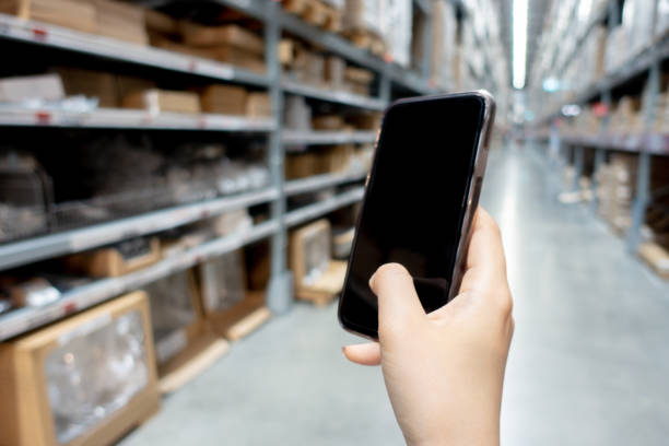 istock online shopping on mobile phone, Price Comparison(shop around) 1142421286