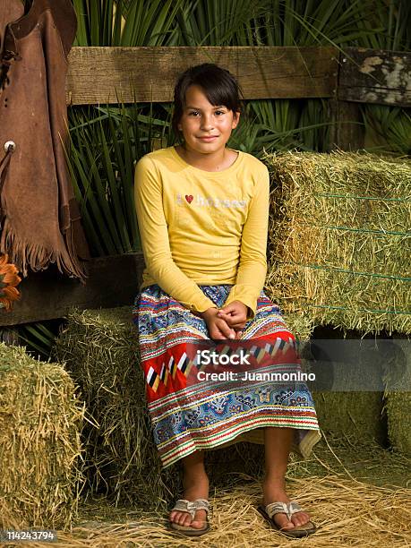 Pessoa Seminole Pouco Vaqueira - Fotografias de stock e mais imagens de Povos ameríndios - Povos ameríndios, Criança, Quinta