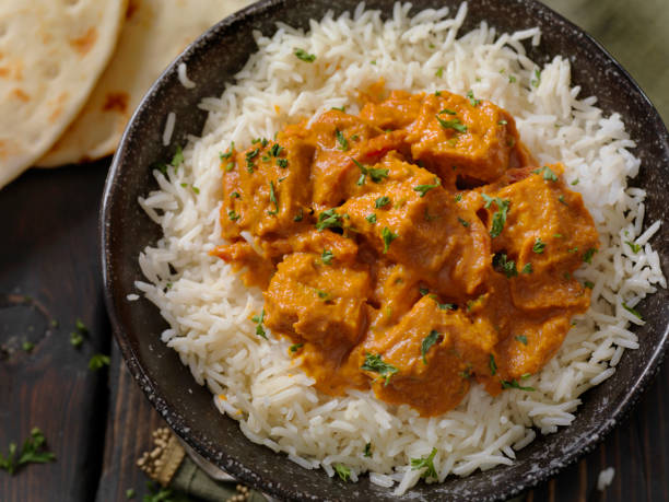 istock Tofu Curry with Rice and Naan Bread 1142443737