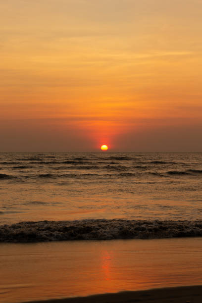 istock Landscape magnificent sunset on the ocean 1142458072
