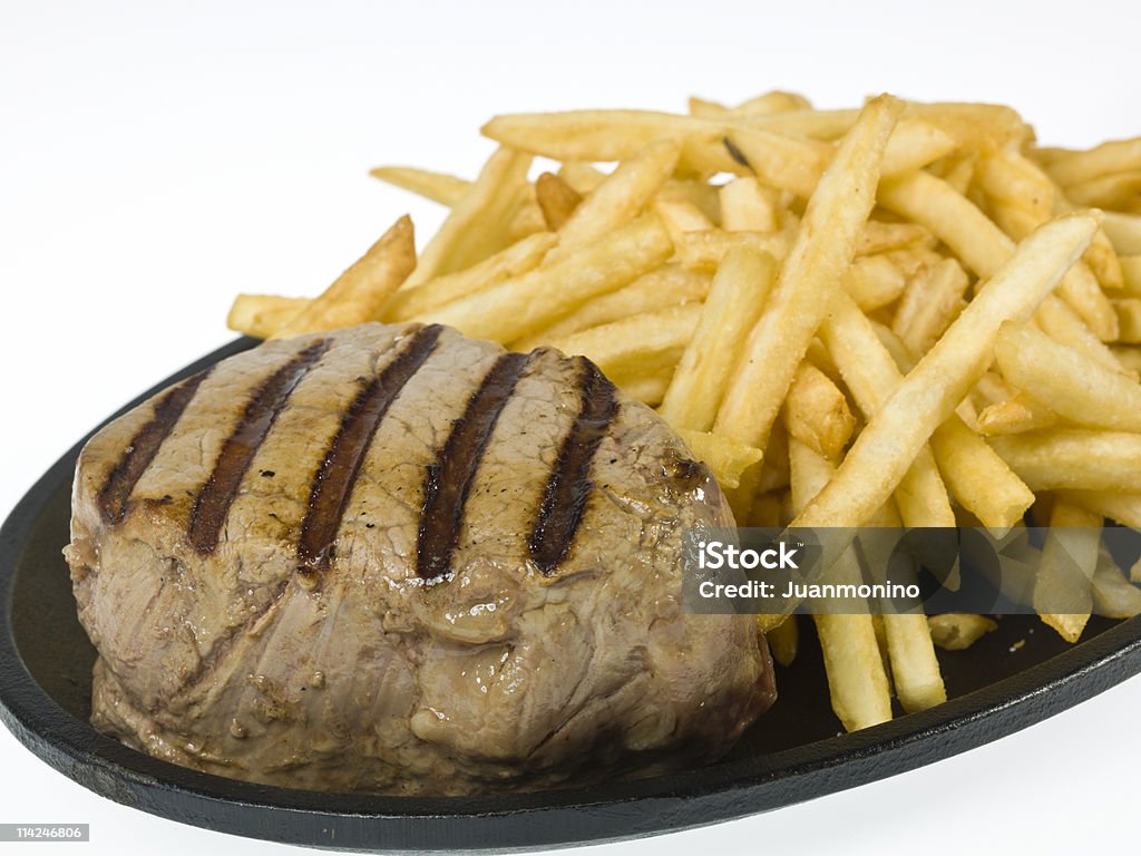 Тушёный из говядины с картофелем фри - Стоковые фото Американская культура роялти-фри