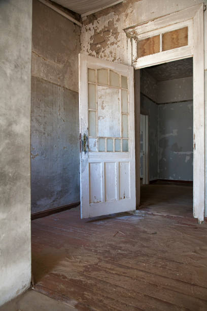 istock Kolmanskop, the ghost town 1142473625