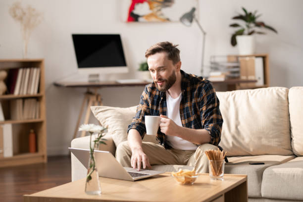 istock Leisure in front of laptop 1142481634