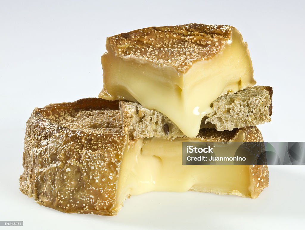 Époisses de Bourgogne quesos franceses - Foto de stock de Alimento libre de derechos