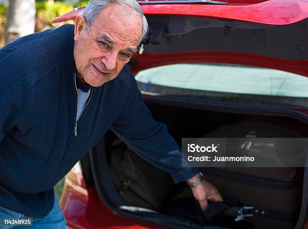 Foto de Visitando Parentes e mais fotos de stock de Carro - Carro, Aberto, Férias