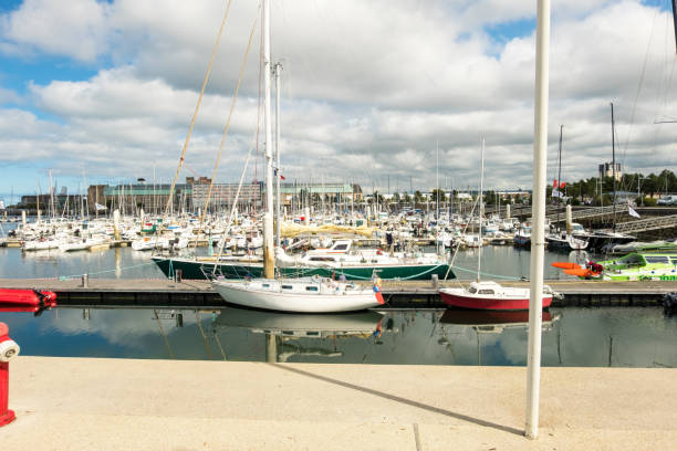 The marina of the Port Chantereyne at Cherbourg. Cherbourg-Octeville, Lower Normandy, France Cherbourg-Octeville, France - August 21, 2018: The marina of the Port Chantereyne at Cherbourg. Cherbourg-Octeville, Lower Normandy, France sailboat mast stock pictures, royalty-free photos & images