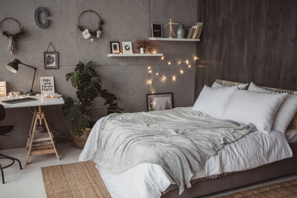 симпатичные спальни - decor indoors pillow bedroom стоковые фото и изображения