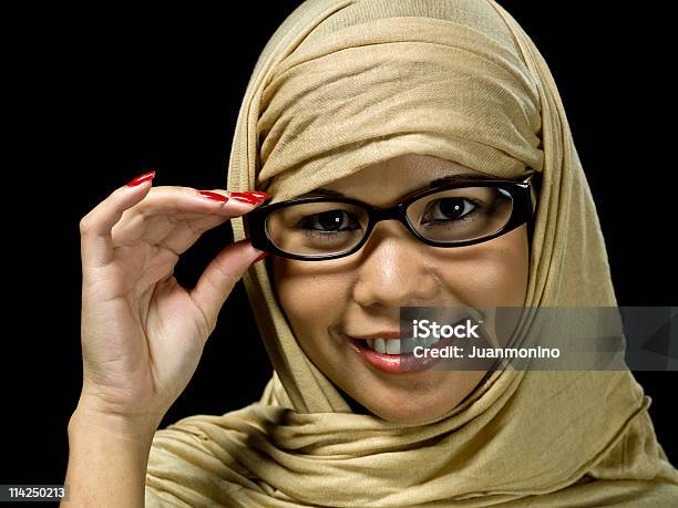 Asian Muslim Frau Stockfoto und mehr Bilder von Arabeske - Arabeske, Asiatischer und Indischer Abstammung, Attraktive Frau