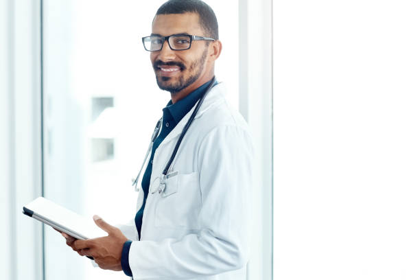 istock I read my medical journals in digital form 1142519190
