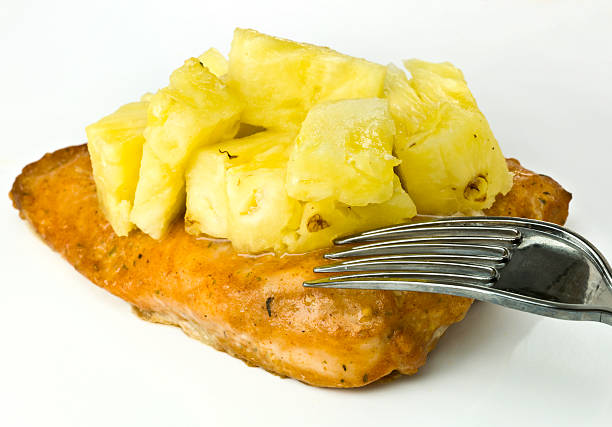 filetto di salmone selvatico teriyaki con ananas - main course salmon meal course foto e immagini stock