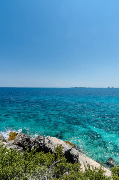 istock Scenic view from the cliffs of Isla Mujeres 1142524492
