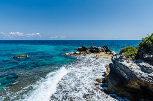 istock Scenic view from the cliffs of Isla Mujeres 1142526959
